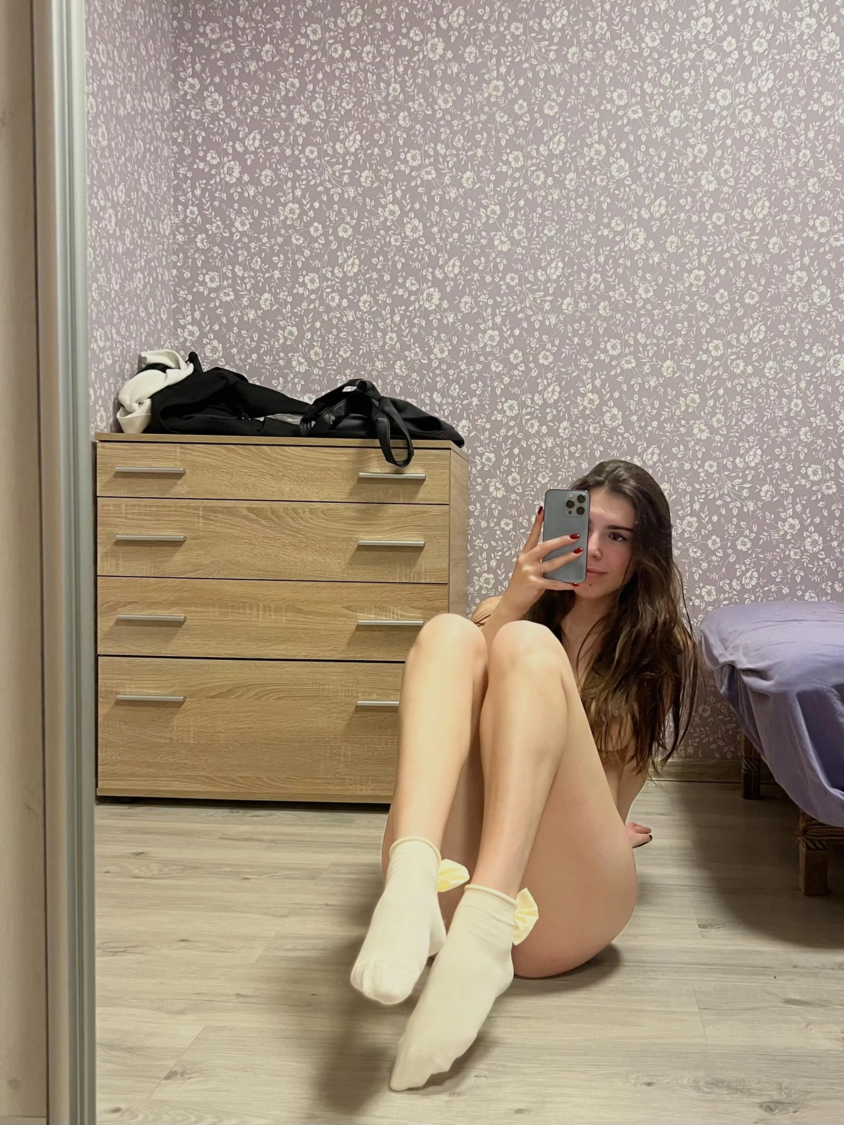 I'm sure, u haven't seen such socks with bows:) posted by bee_lara_lee