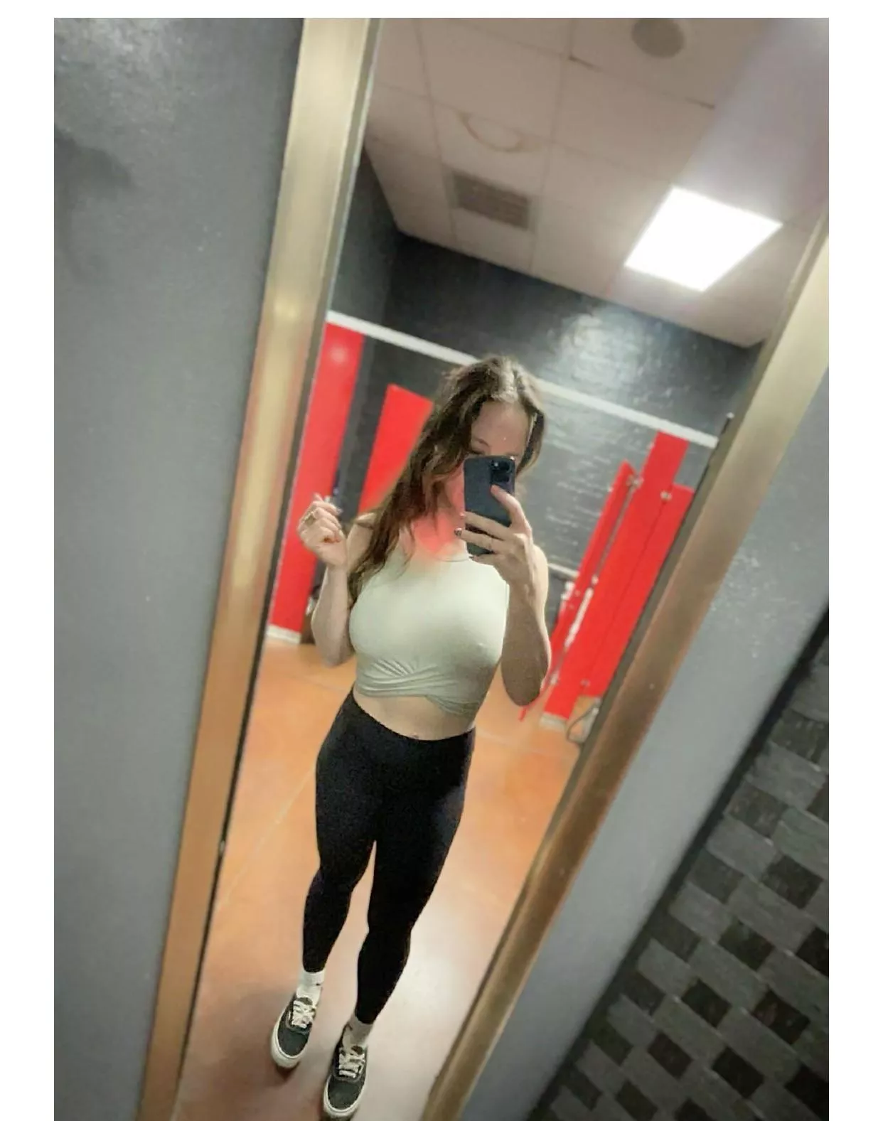 Is it cold in here? 33(f) posted by kozmic_kittenxxx