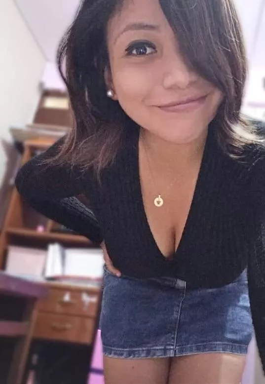 It’s more comfortable this way :) posted by SexyAzucena