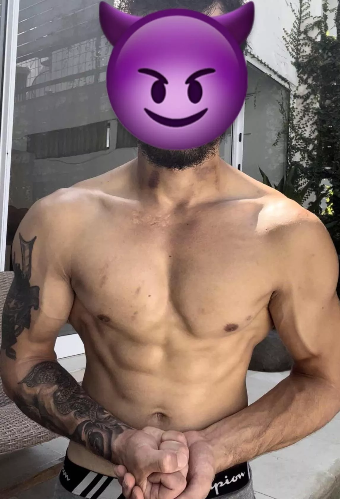 Little forearm flex with my body that was “overly” worshipped last night 🥰 posted by TheeGuyDerek