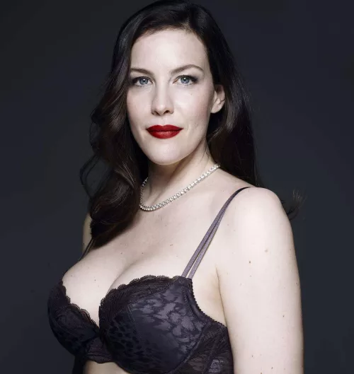 Liv Tyler is GORGEOUS  by SavageRedStorm