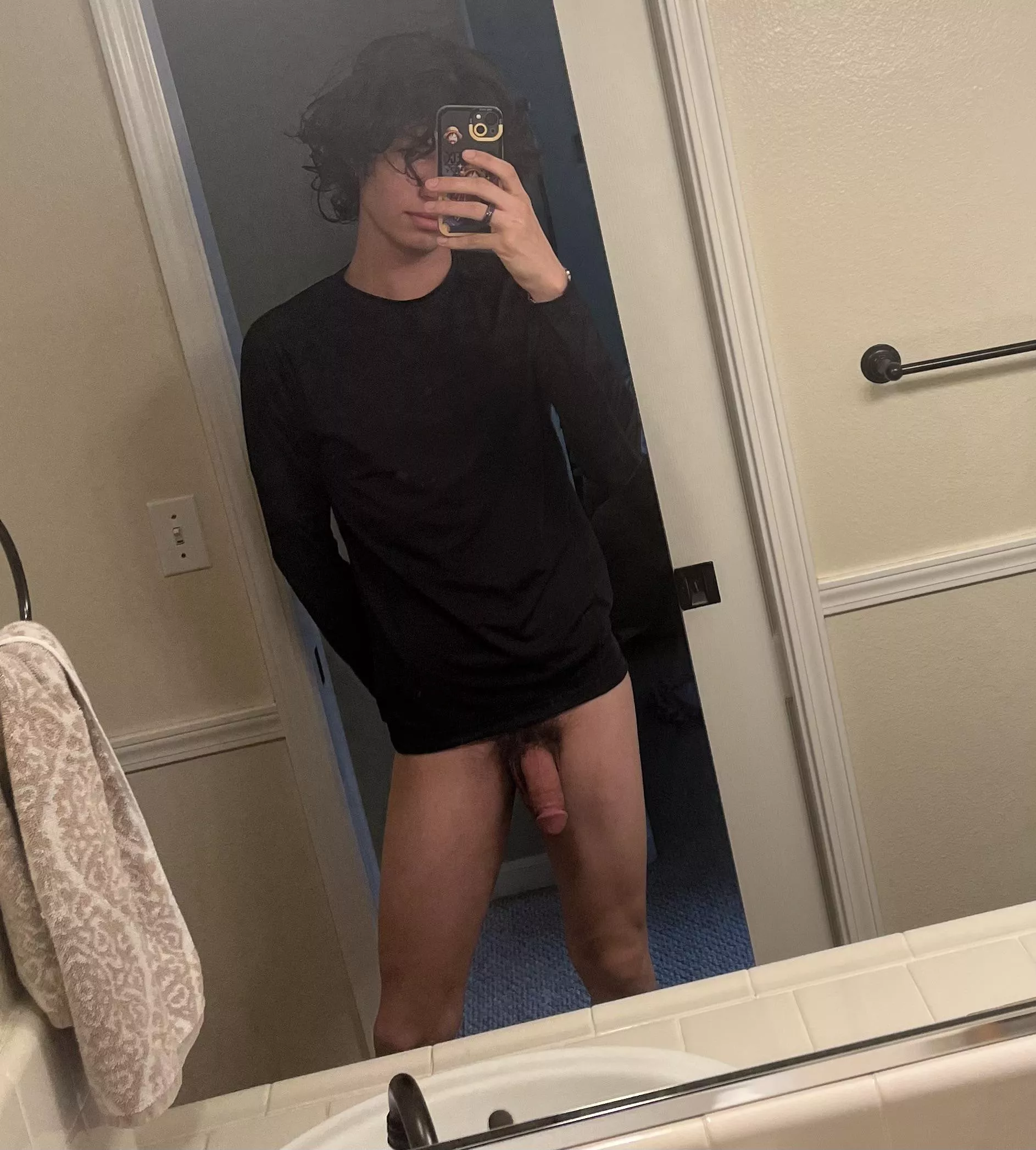 Twink bedhead 🙂‍↔️ posted by First_Concentrate602