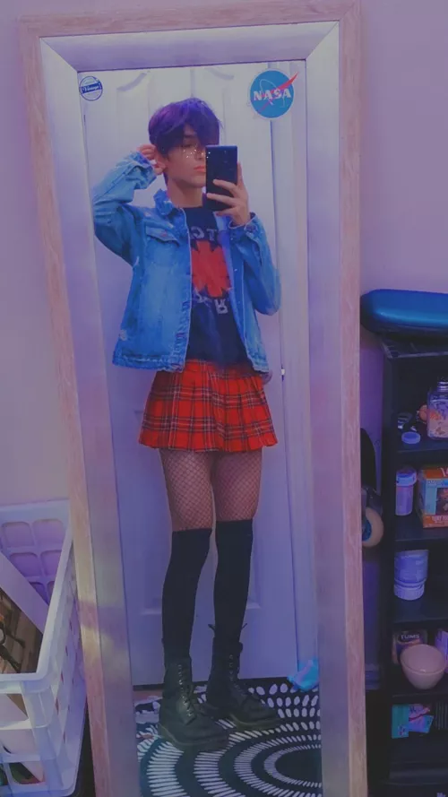 What do yall think? :3 by plsnofindthisanyone