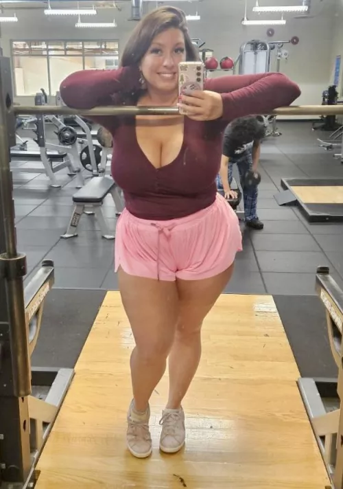 Wish we could workout together  by Babylittlelo