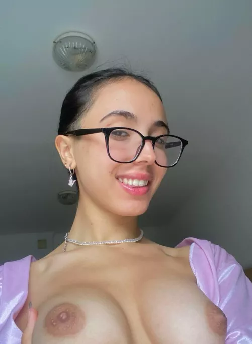 3 words you would say to 18yo while fucking? by RadiantRaysX42