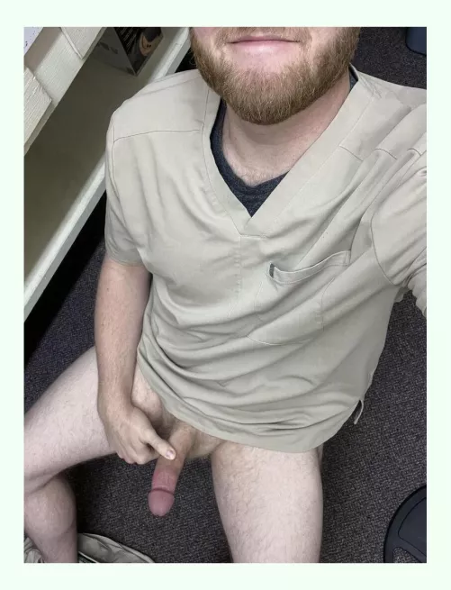 (30) at work, Reddit convinved me to whip it out by Bright-Comedian302