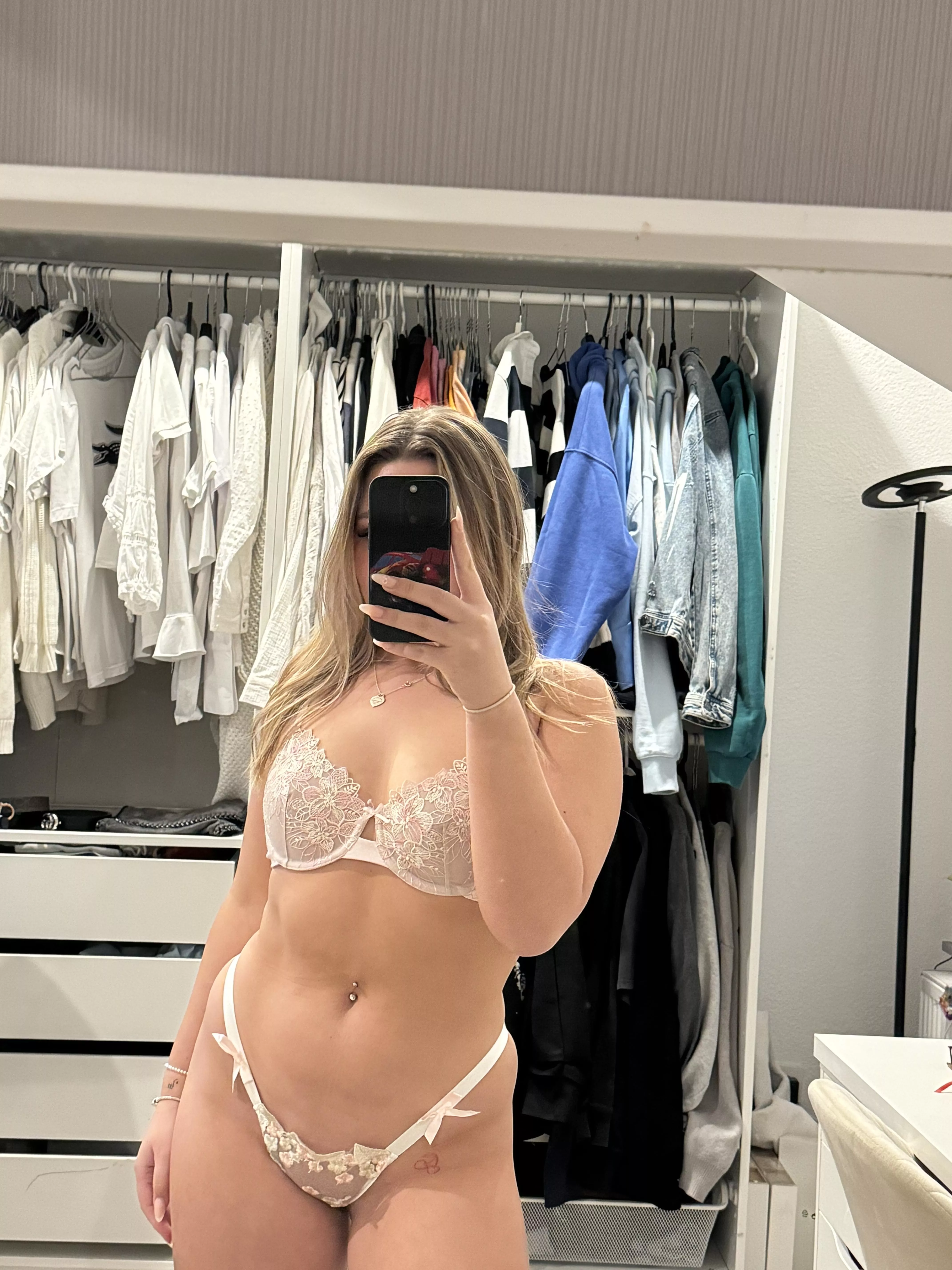 finally good weather to wear my bikini posted by traccarol