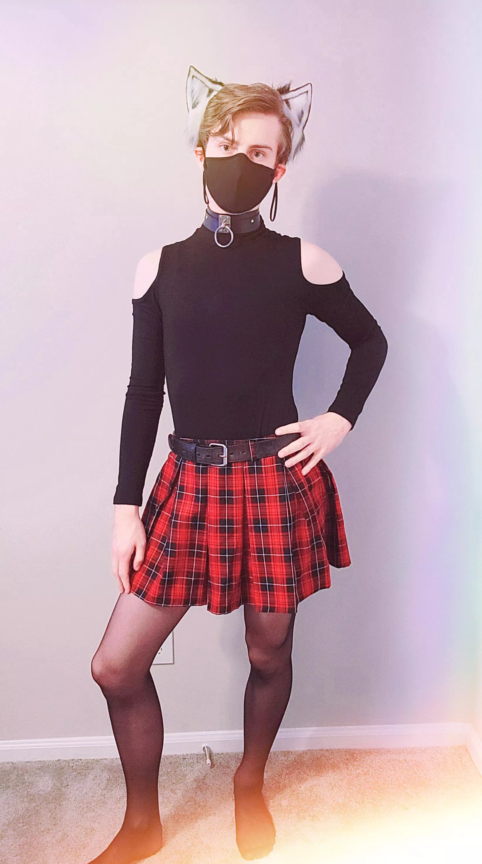 Hiii >~< posted by Sub_Boy_2004