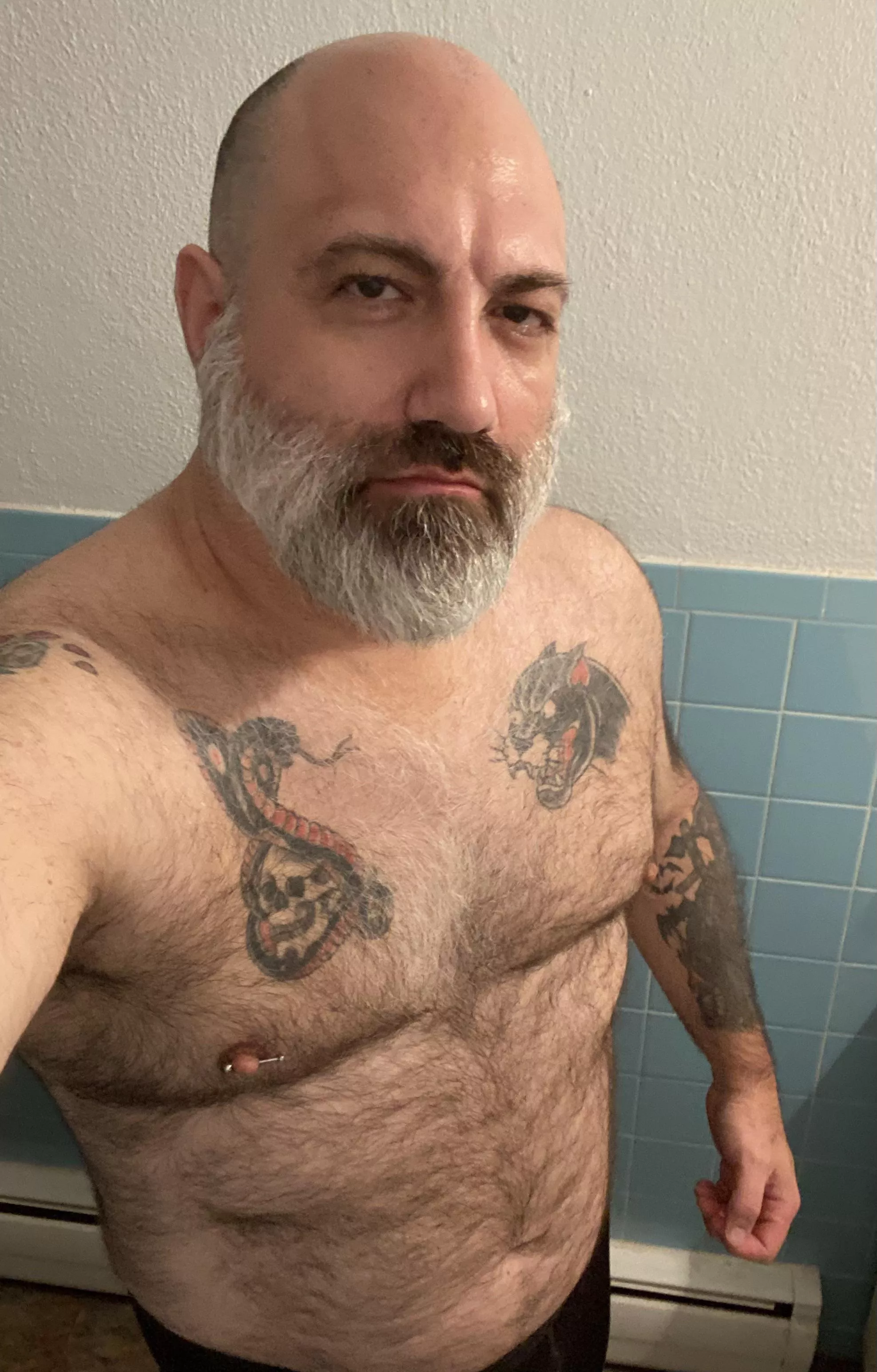 Hmmm posted by Johnster_Monster74