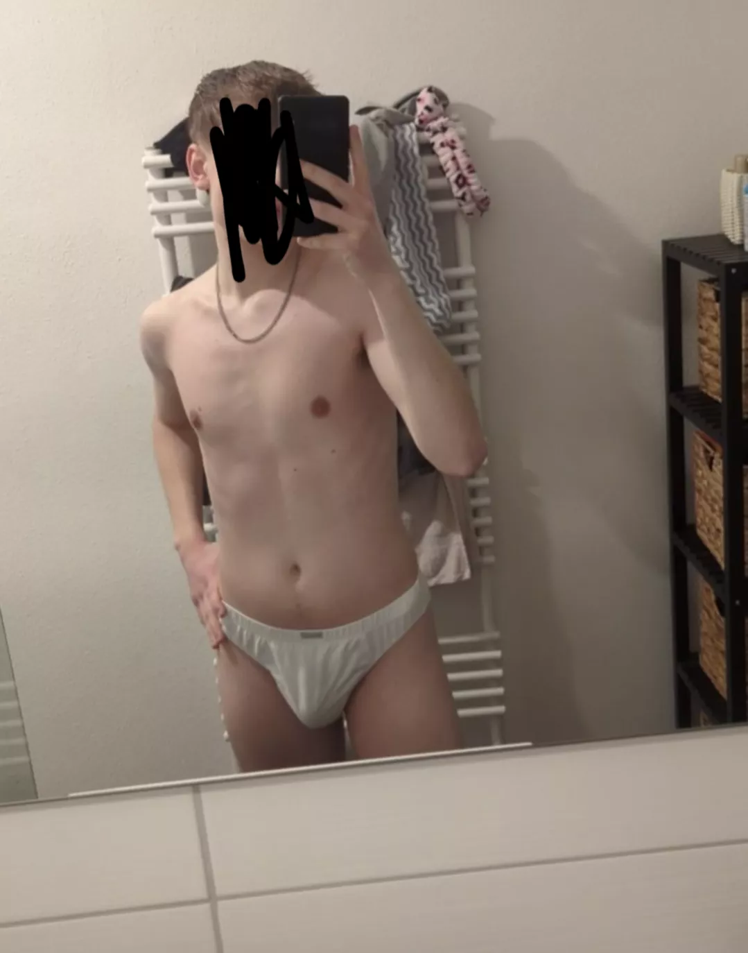 Horny 19 y old German twink  posted by angelomerte03