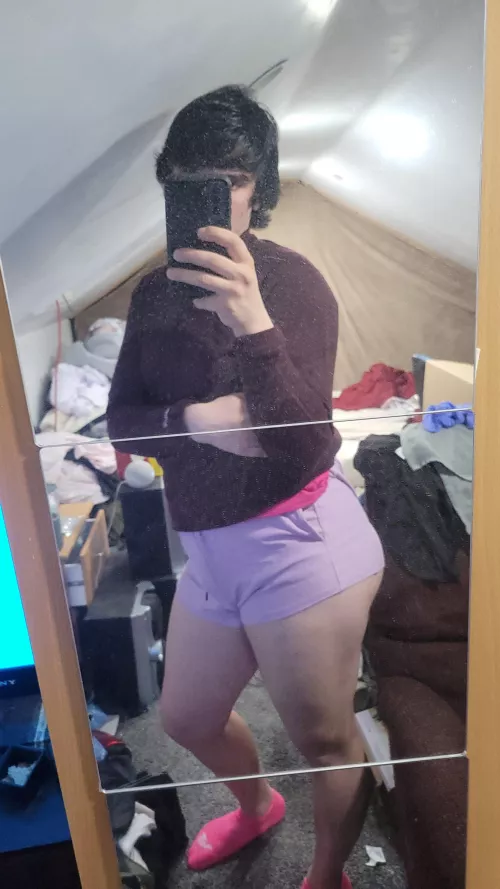 How is everyone?:) by LizzyKazmay