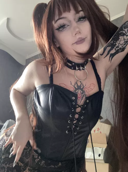 I know you want to play so I’m here for it by eva_curls_