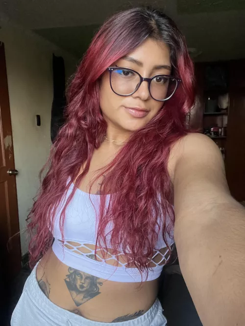 I love this white top!! by TaraSanhez