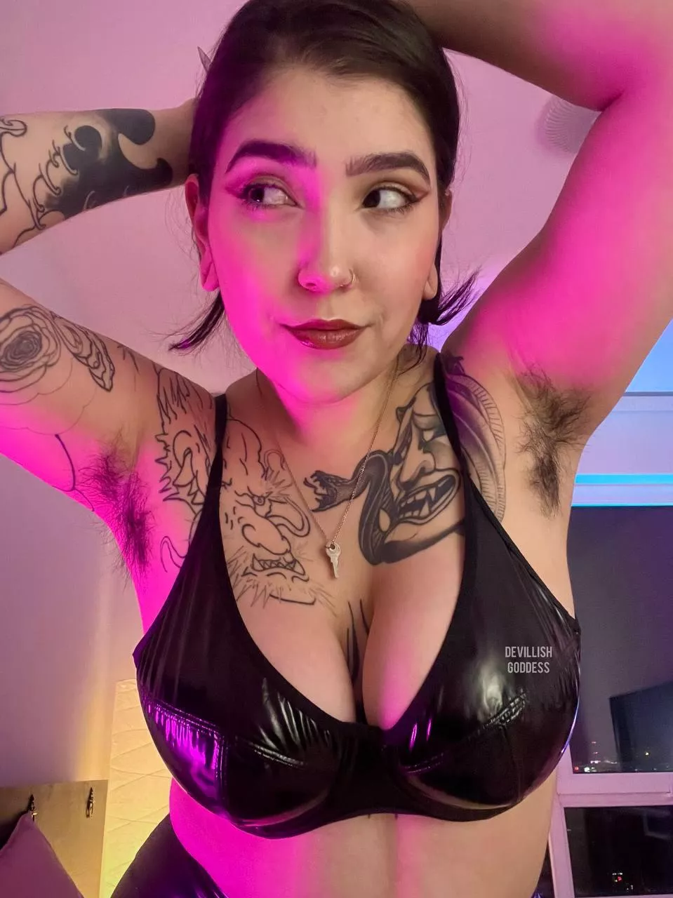 I make it kinda hard not to stare posted by devillishgoddess