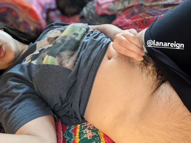 My bush likes it rough  by LanaReign