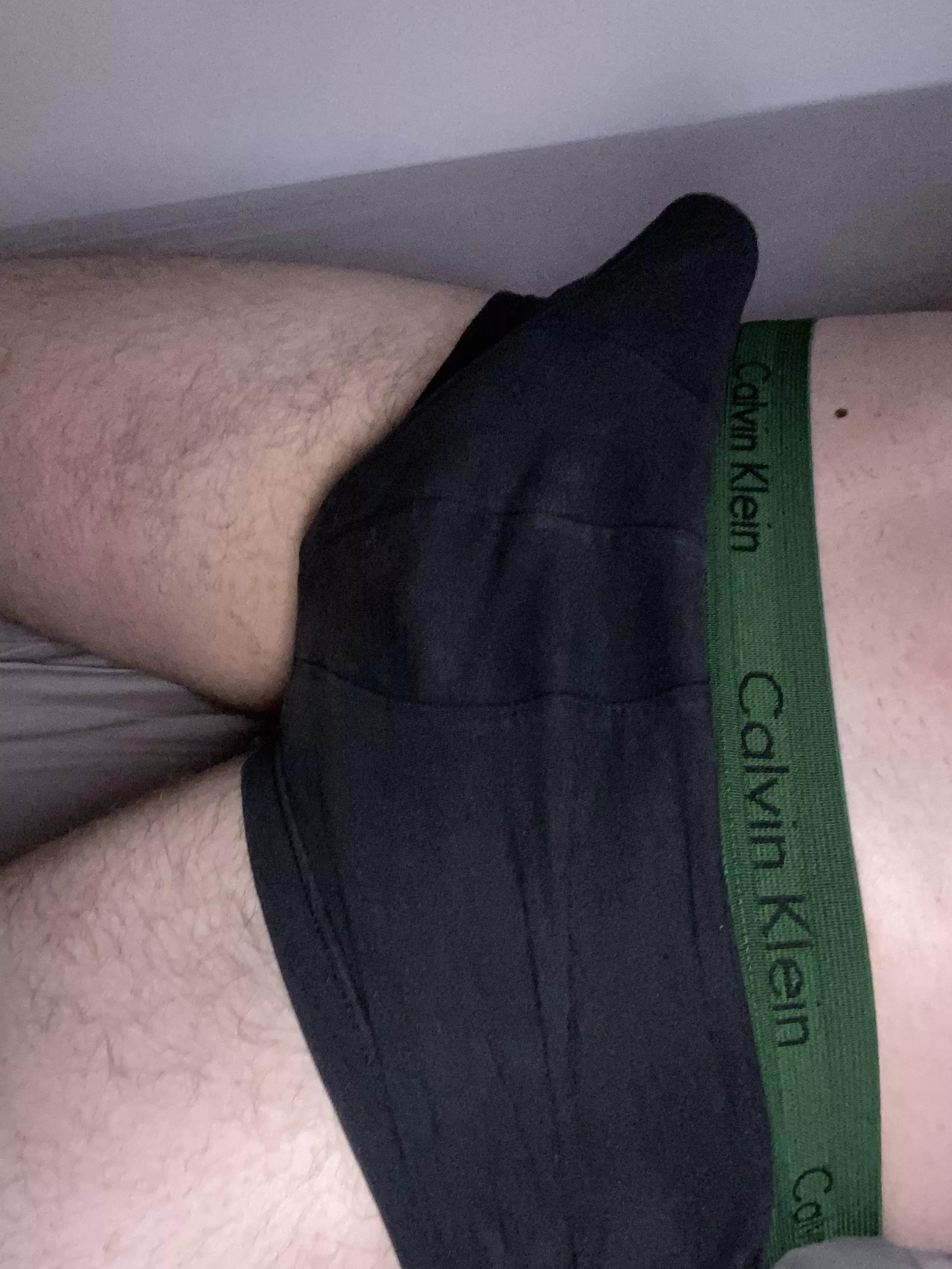 Seems like a stay in bed kinda morning posted by bass_nobody