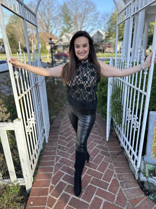 Sexy Leather Pants Milf 45F by sophienextdoor