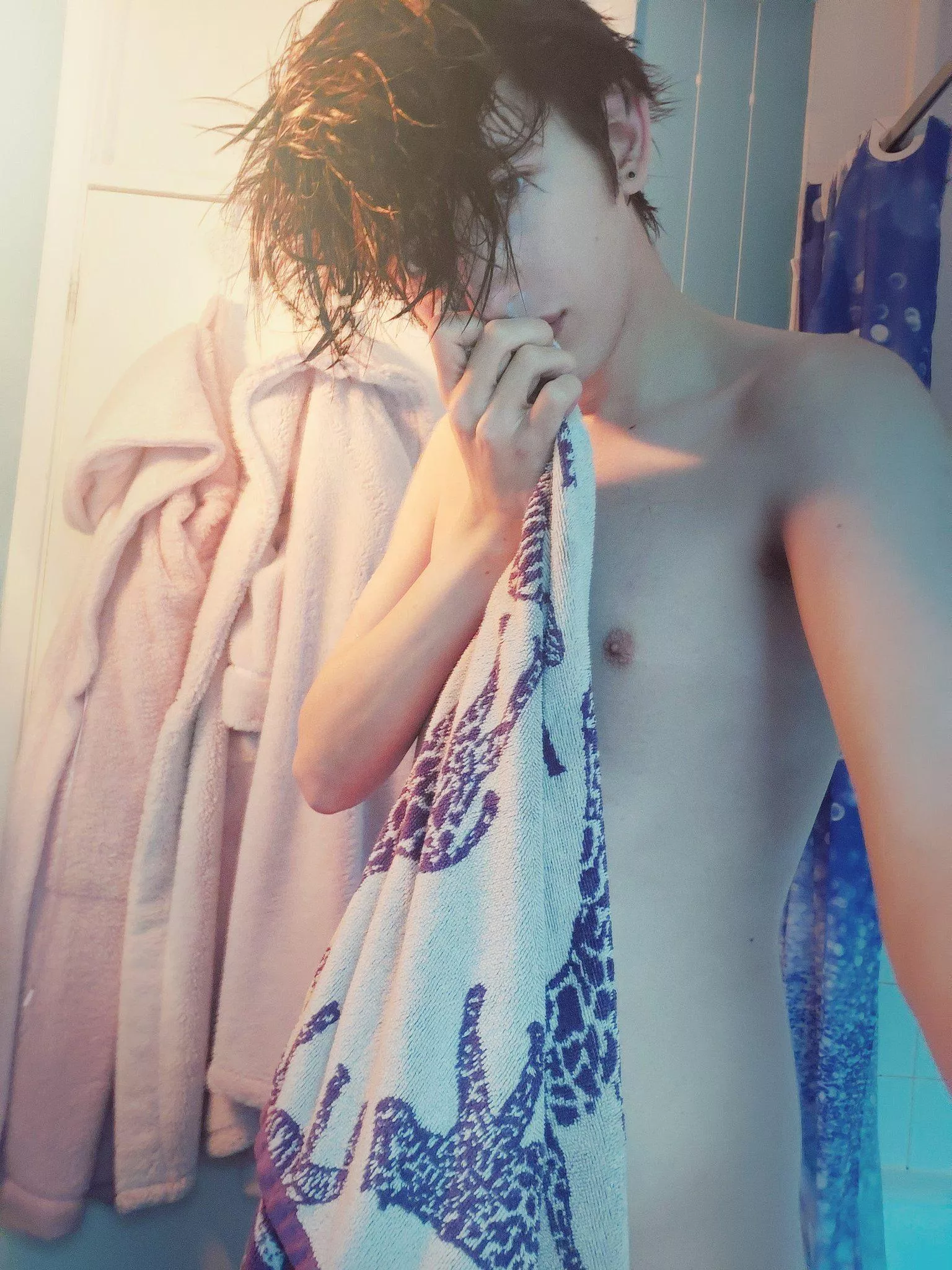 Shower time  posted by bigbigboi245