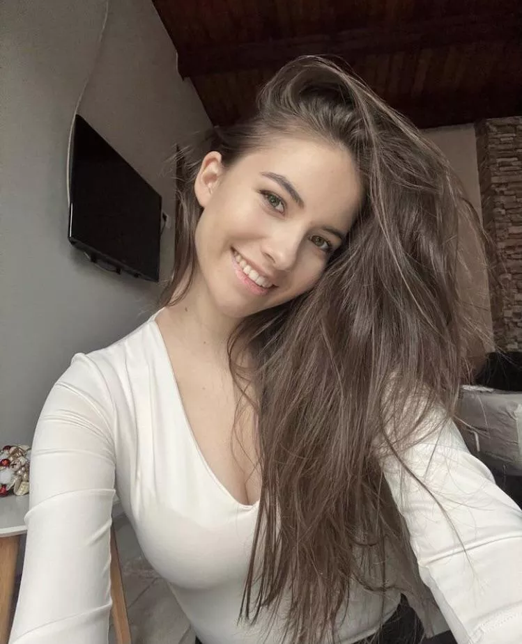 the sweetest smile for you  posted by devilndaisies