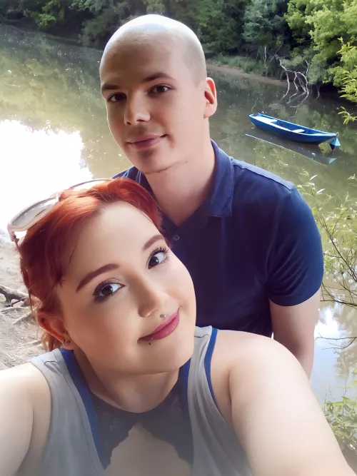 Who wants to cum on my husbands face? by padawan922