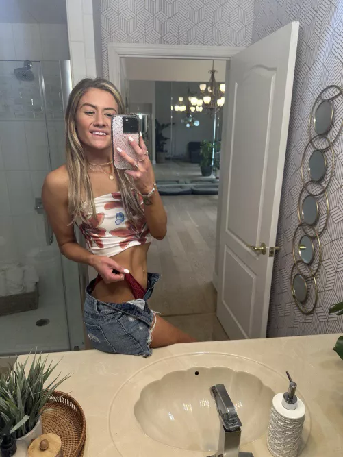 Would you make me yours baby? by milf_jennaxoxo