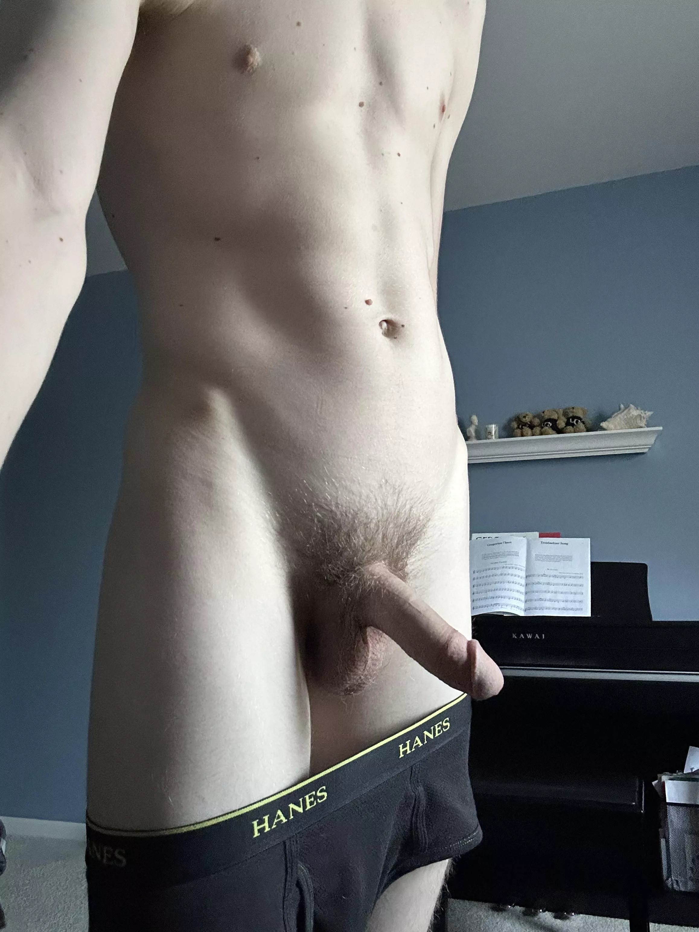 18 looking to cum quick over vid call: scientia_porci posted by automaticbiographies