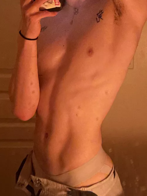 19 bored hmu by Admirable-Ad-5123