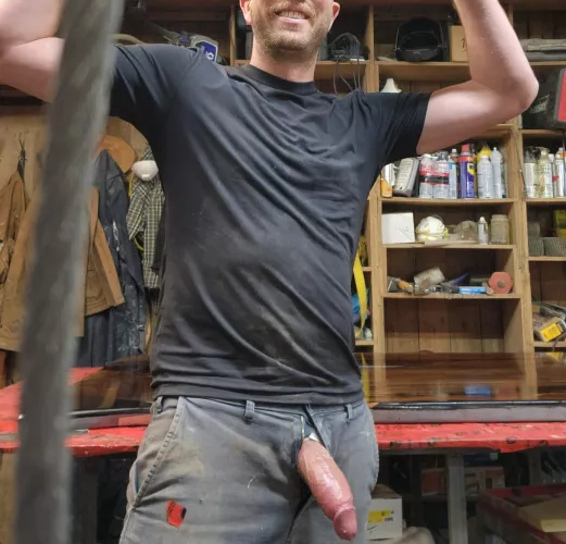 [38] Woodshop living up to its name by CutCarpenter