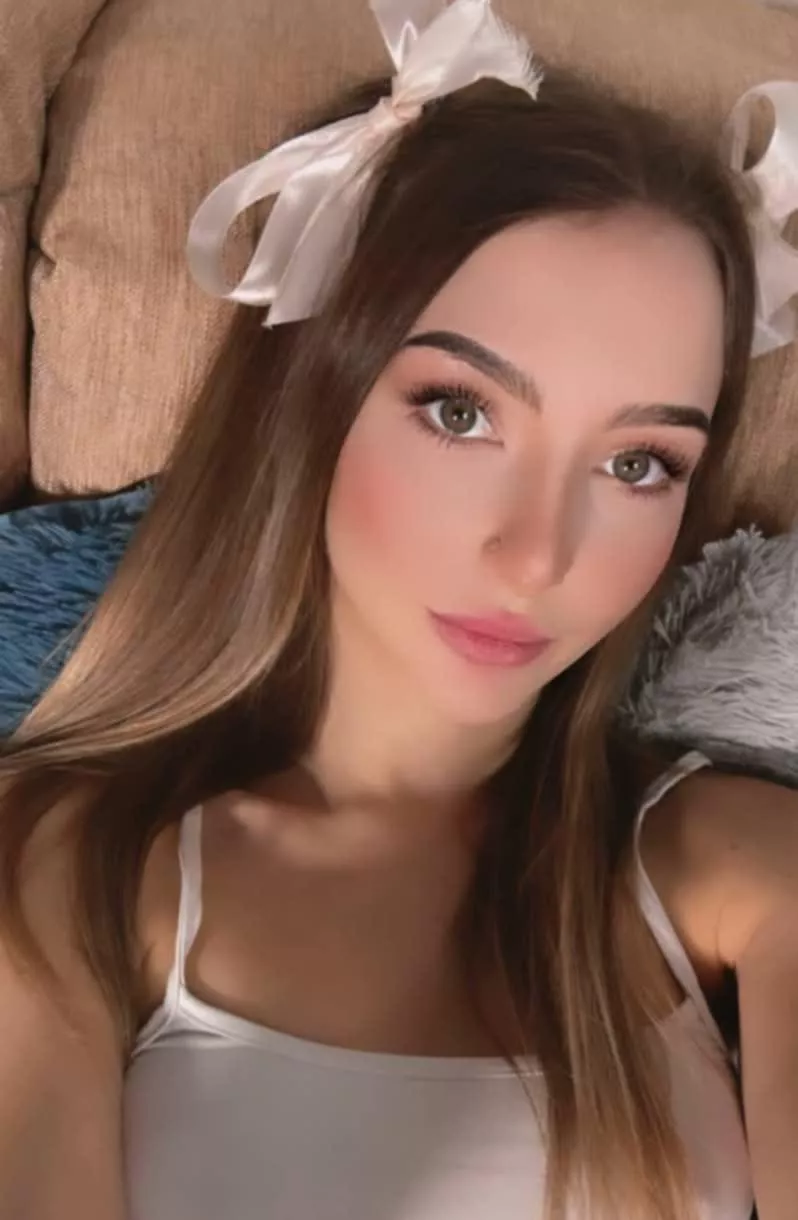 Alexia (@secrethoneygirl) posted by Secrethoneygirl