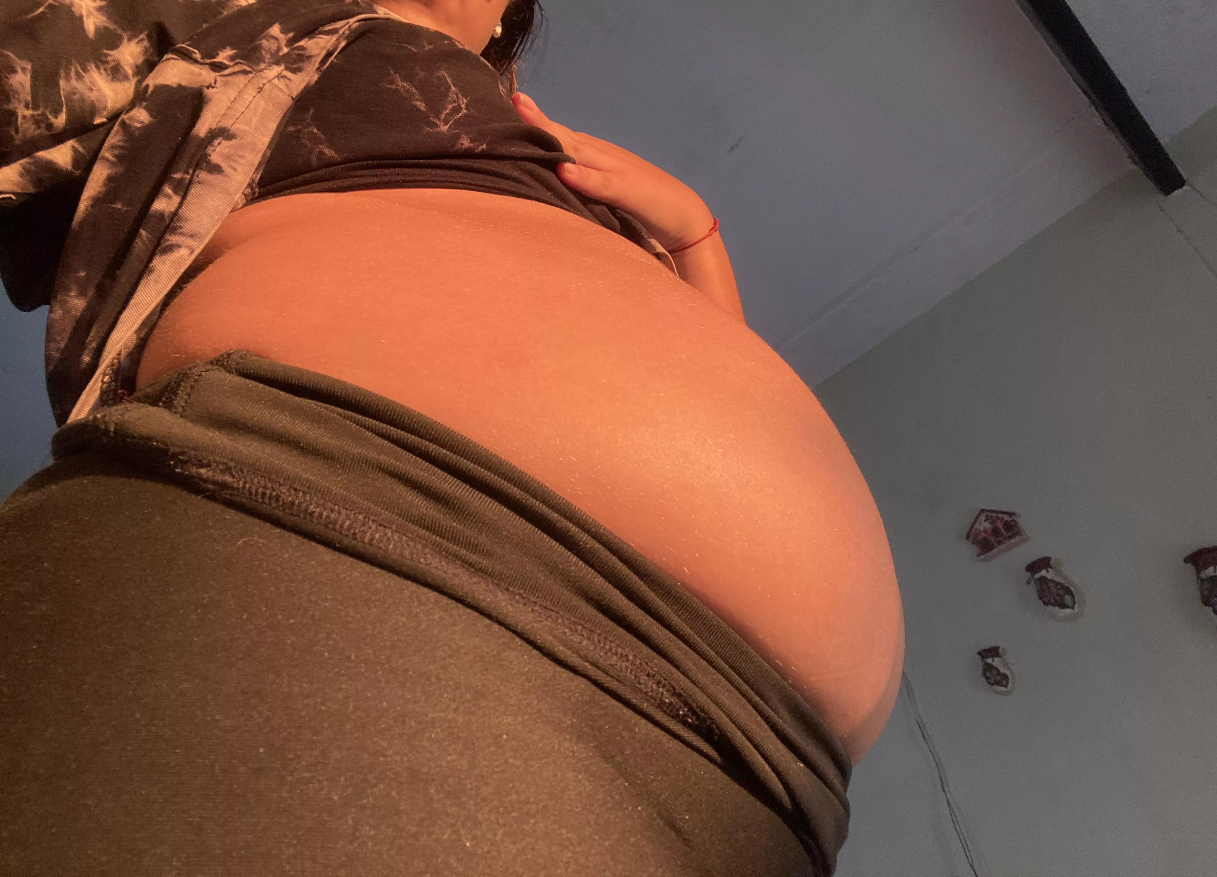 Do you want to leave me this full with a lot of food? posted by AirSea3155