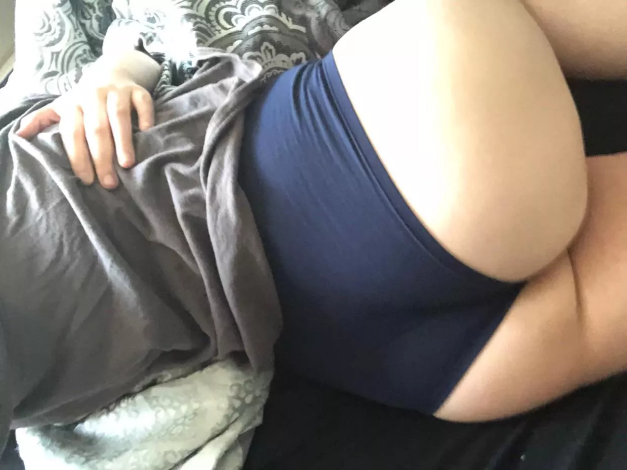 I'll keep your tongue busy for a while. posted by Babygirlbrdl22