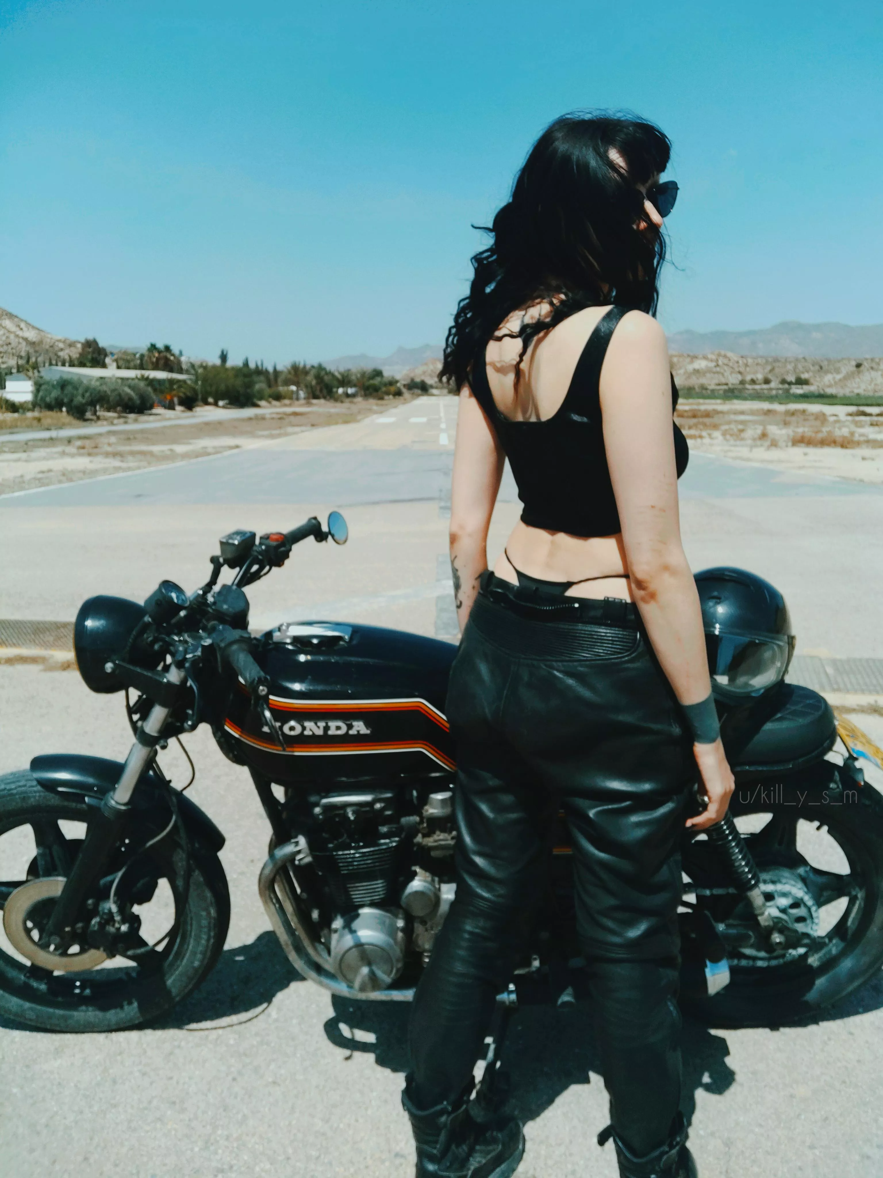 Leather gear > other riding gear  posted by kill_y_s_m