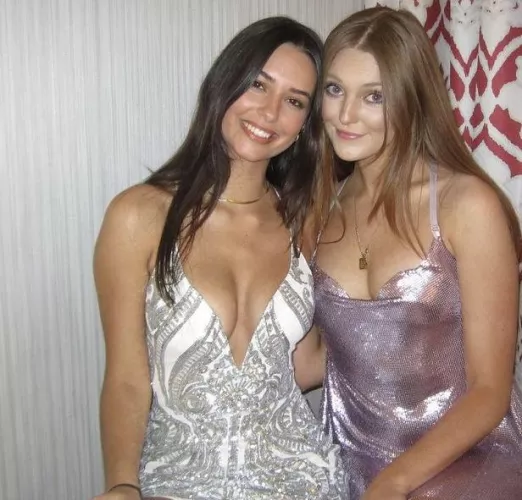 Left or right  by Blitz101r