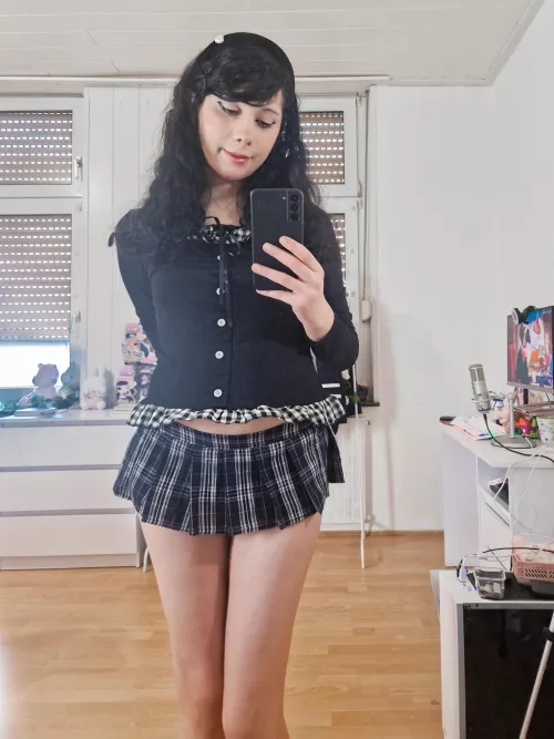 looking like a girl is the vibe 💗 by puruchuu