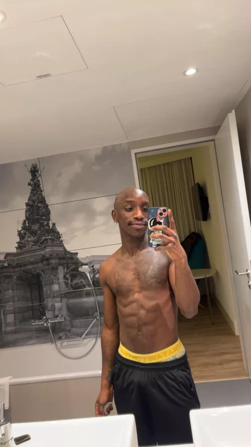 Mirror mirror🪞… by FuzzyConference5847