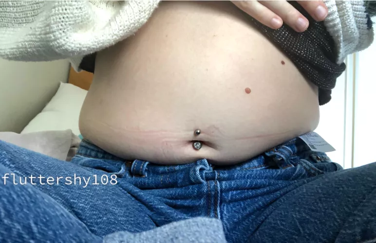 muffintop in tight jeans by fluttershy108