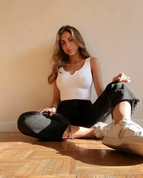 My new fave outfit!! by Traditional_Bus_1519