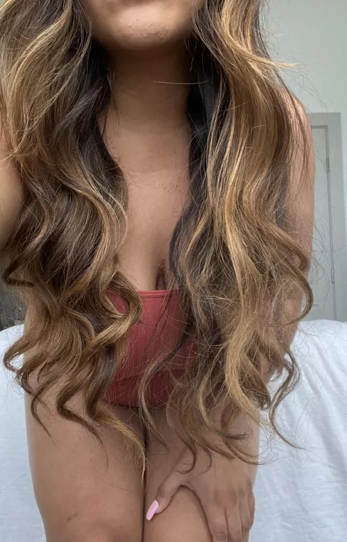 Naughty Latina wants to play  by VictoriaAndHerSecret