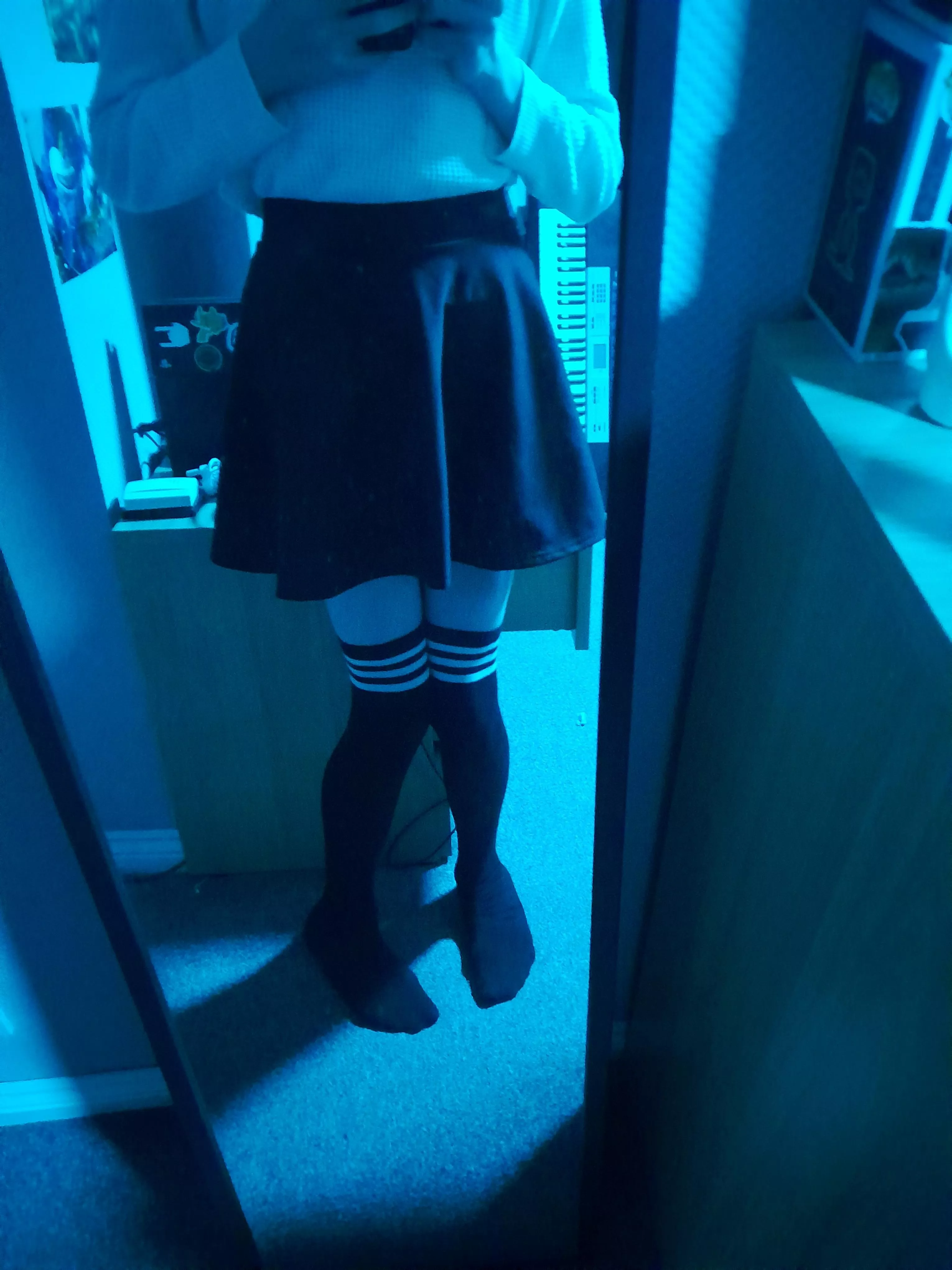 OwO posted by CrownDynamite30