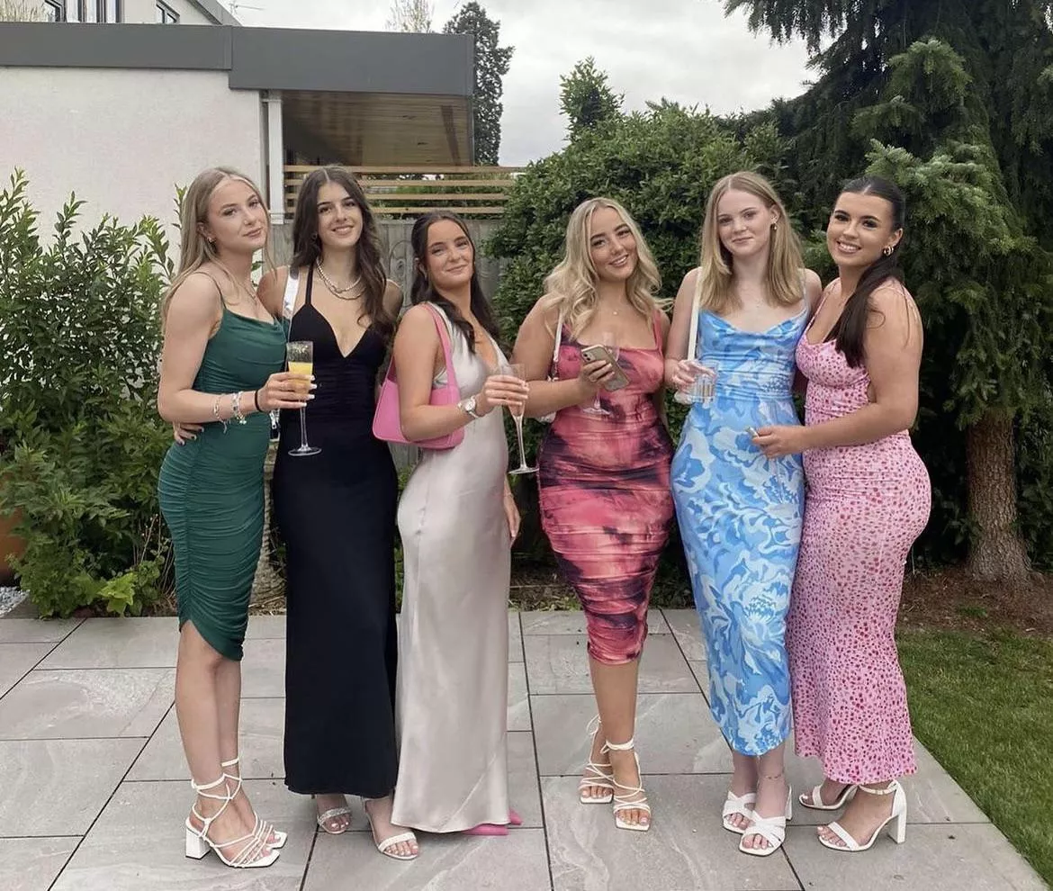 Pick one to be bent over [6] posted by qqqqaqqwee