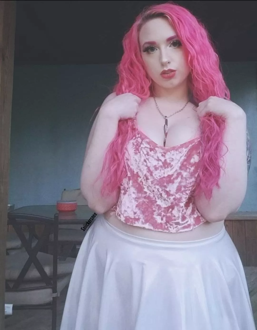 Pinkie posted by Sniickersnee