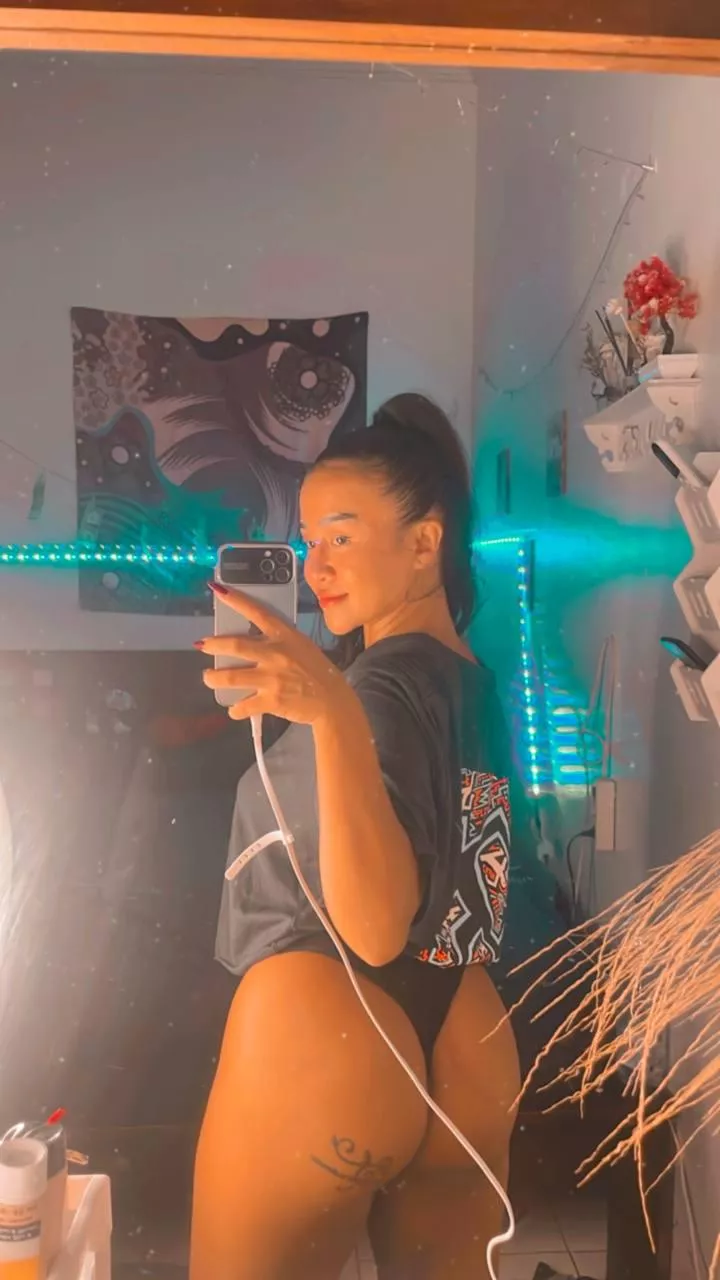 Say yes if you'd fill me up every morning posted by Misses_Bella