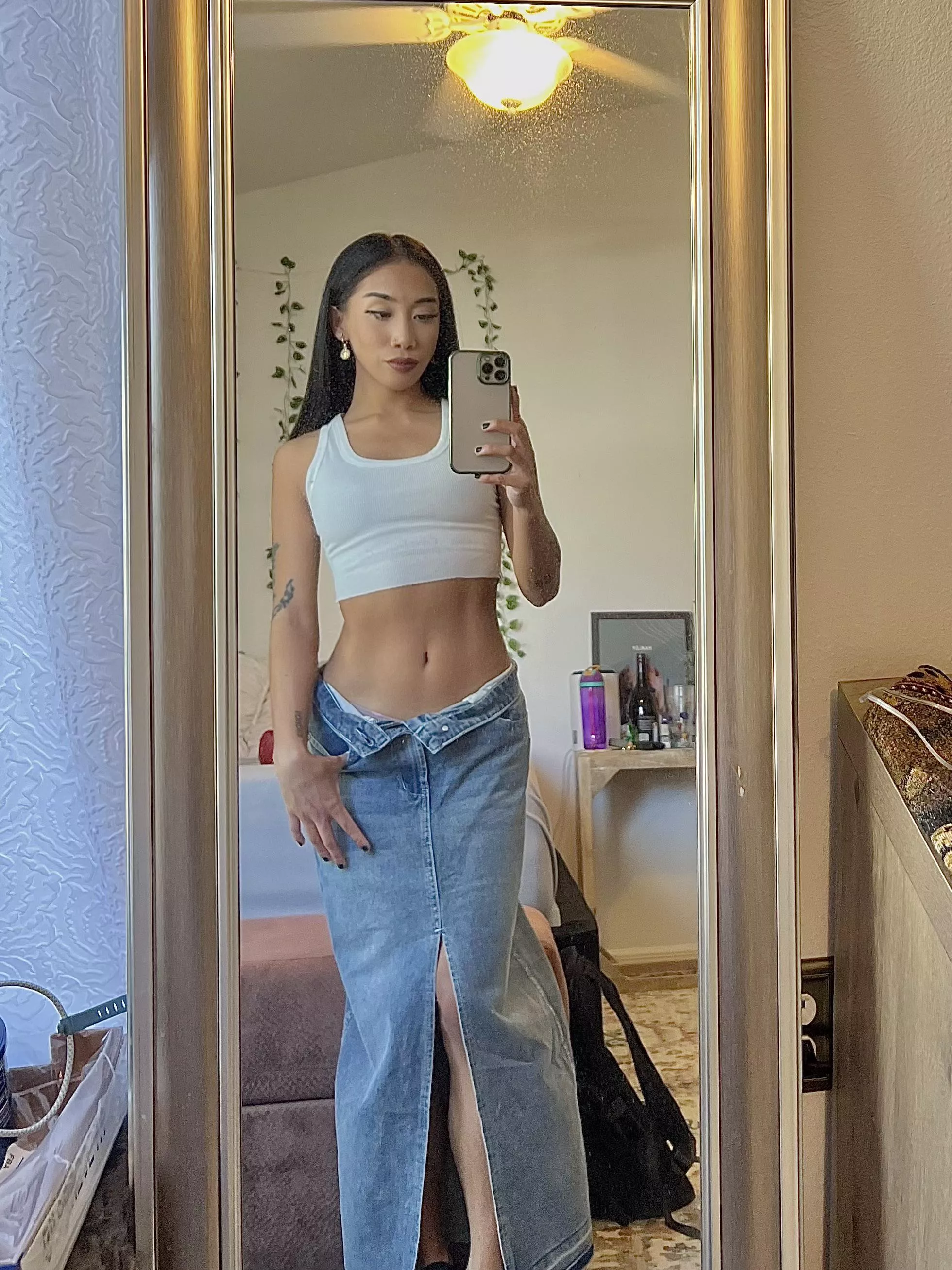 she's what you want, i'm what you need posted by yourbabyluvvv