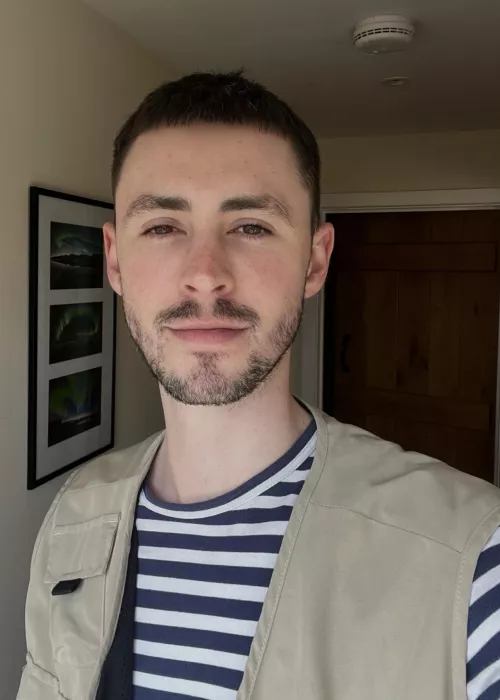 Spent my day meeting with new customers and recruiting 😅 How’re your Mondays going?  by throwRA_big_tea