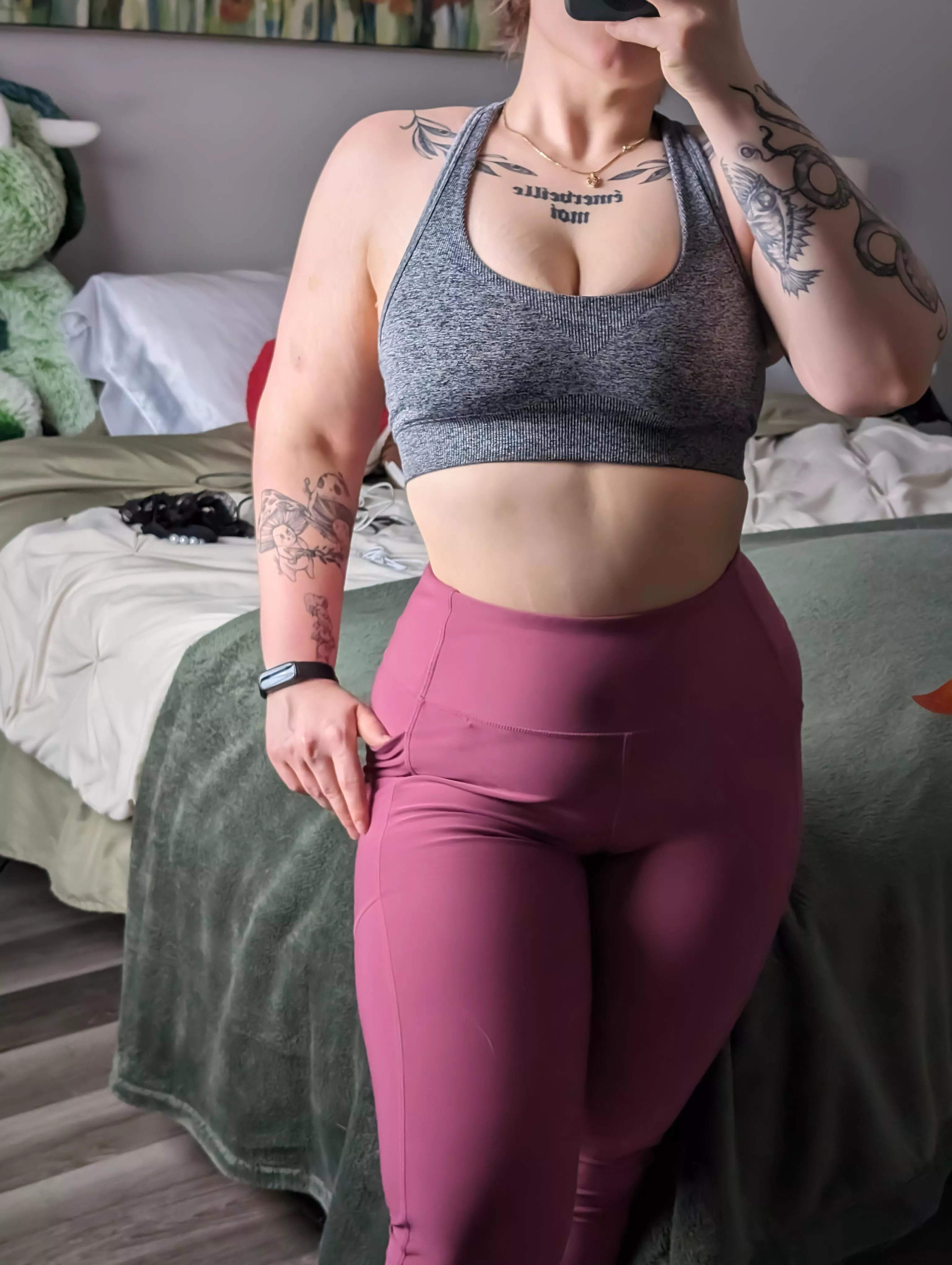 Sports bra is doing me justice [F] posted by xxLilithB