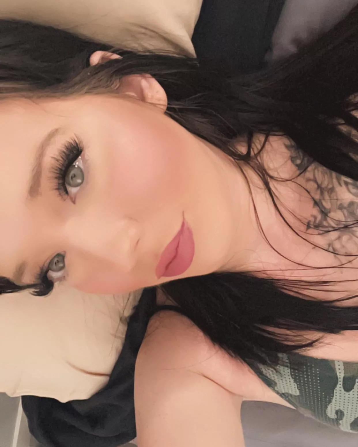 Veronica (@thebootybabes) [OnlyFans] posted by thebootybabes