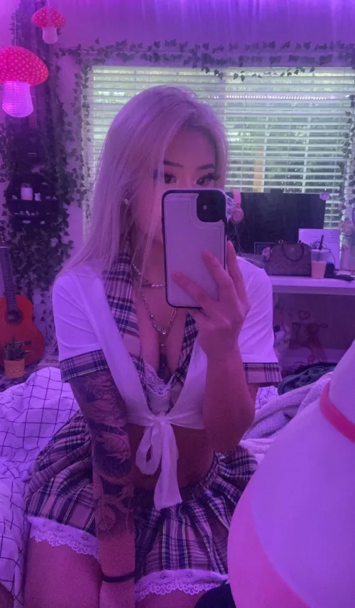 😍😍😍 what would you do?  by Prestigious_Form6942