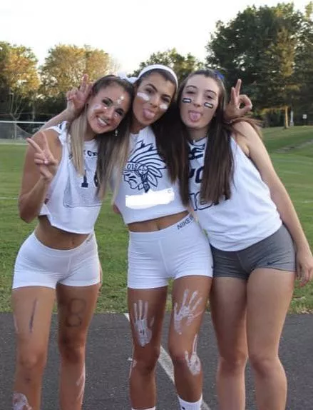 Which one and why? [3] posted by wata_beats23