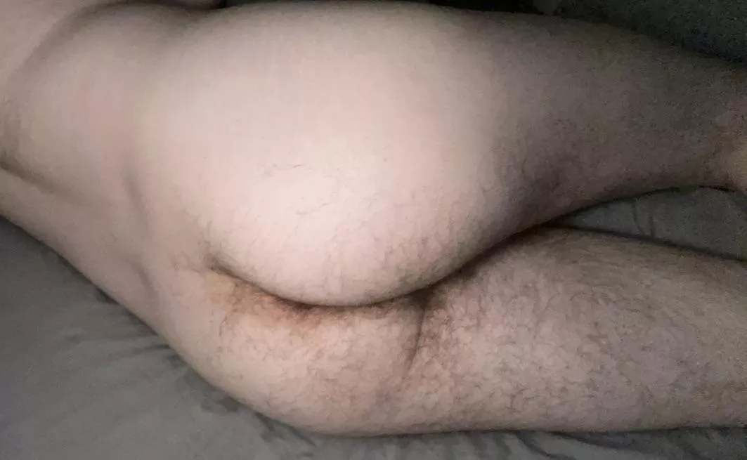 Would you rub it against me, sir? 😅 (M25) (21+) posted by Matt323545
