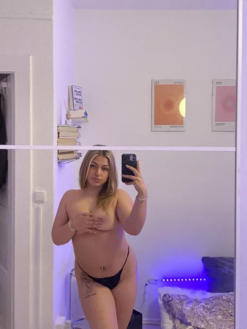 you can cum on my face if you promise you will not hit my blond hair by Upbeat-Case